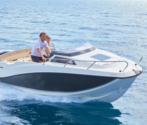 Quicksilver Activ 555 Cabin