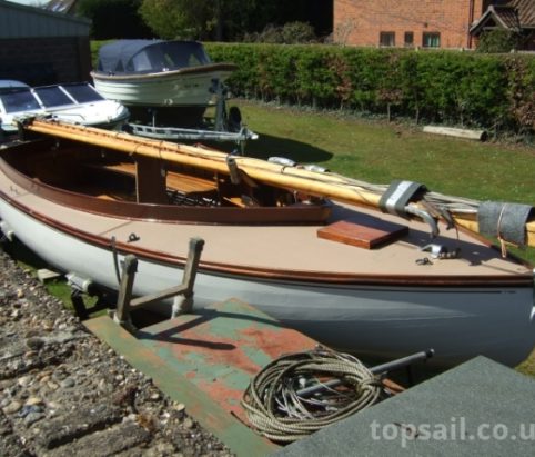 White Boat sailing yacht for sale from Marine Tech