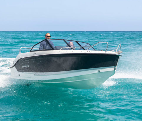 Quicksilver 555 Bowrider from Marine Tech